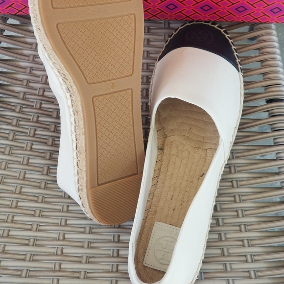 Sold Out!!! Tory Burch Color Block Flat Espadrille - Picture 15 of 15